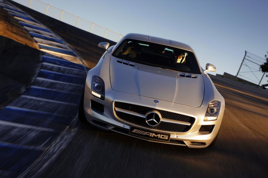  Mercedes-Benz SLS AMG 2010 года  (фото 318 из 526)